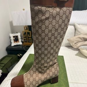 Gucci boots new brand with box and shoe bag